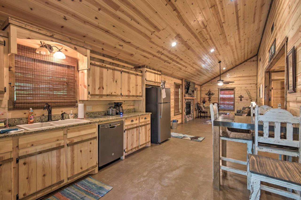 Cabin With Hot Tub - Near Broken Bow Lake And Hiking! Экстерьер фото